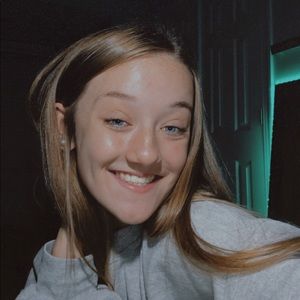 Meet your Posher, Abbey